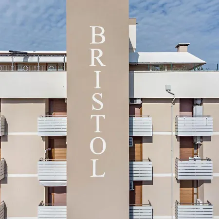Condominio Bristol 501 Apartament